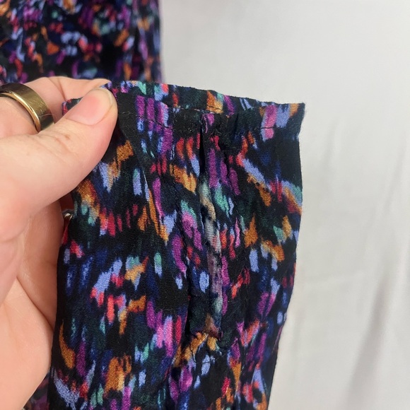 ASTR the Label Women's Katniss Long Sleeve Multicolor Printed Blouse- Size M - Picture 7 of 8